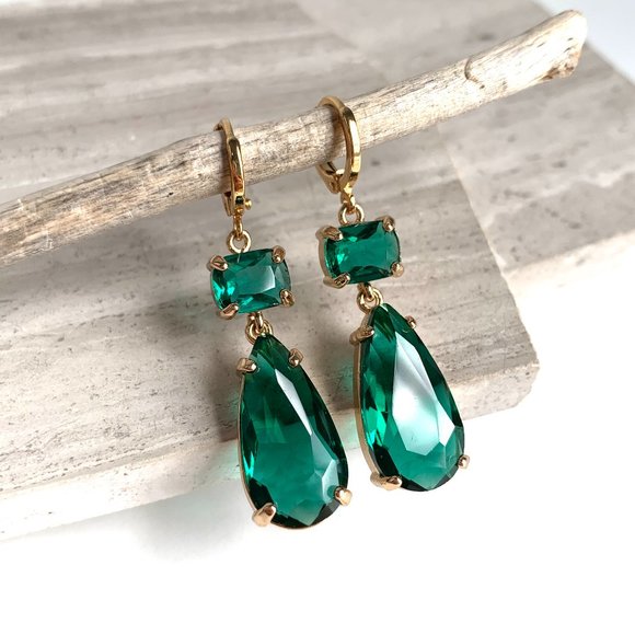 Emerald Glass double drop prong set stone Earrings ~NWT - Picture 2 of 14